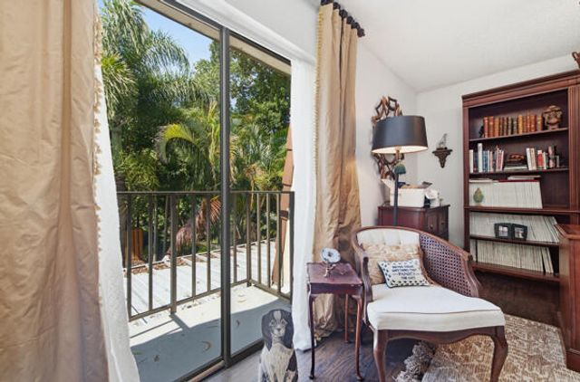 1438 Park Shore Circle 3, Fort Myers, FL 33901