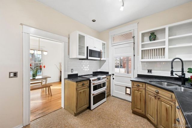 801 E 10th Avenue, Denver, CO 80218