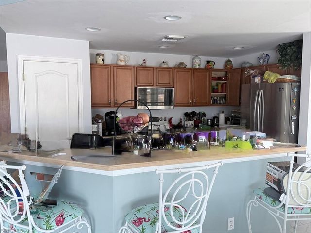 1019 NW 24th PL, Cape Coral, FL 33993