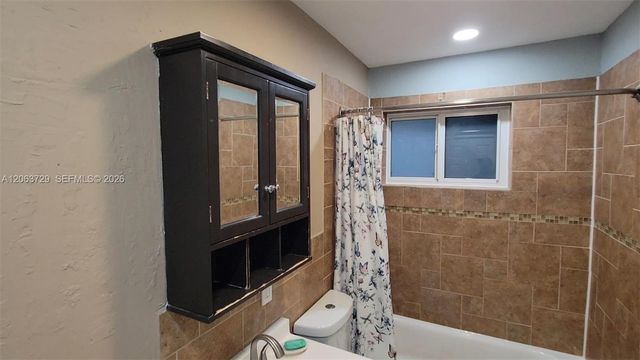 1115 SW 25th Avenue B, Fort Lauderdale, FL 33312