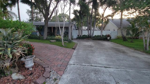 1115 SW 25th Avenue B, Fort Lauderdale, FL 33312