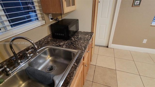 1115 SW 25th Avenue B, Fort Lauderdale, FL 33312