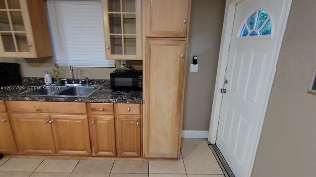 1115 SW 25th Avenue B, Fort Lauderdale, FL 33312