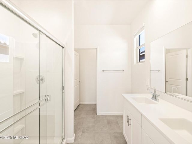 9877 N Solstice Avenue, Tucson, AZ 85743