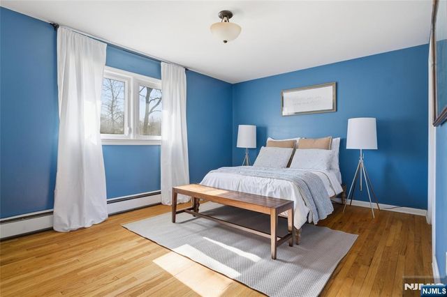 11 Willow Terrace, Verona, NJ 07044