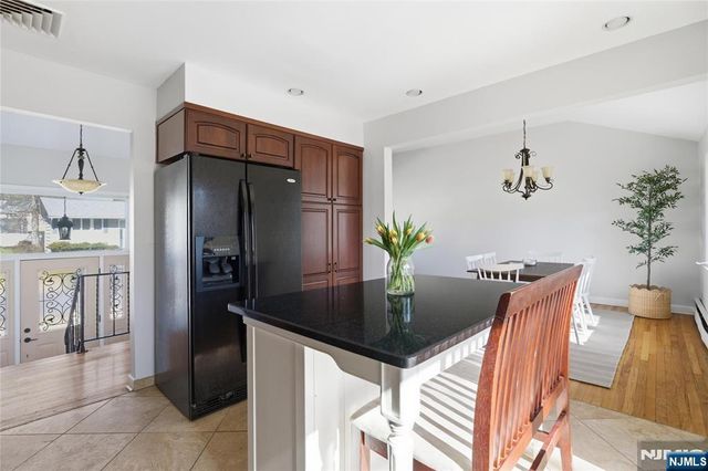 11 Willow Terrace, Verona, NJ 07044