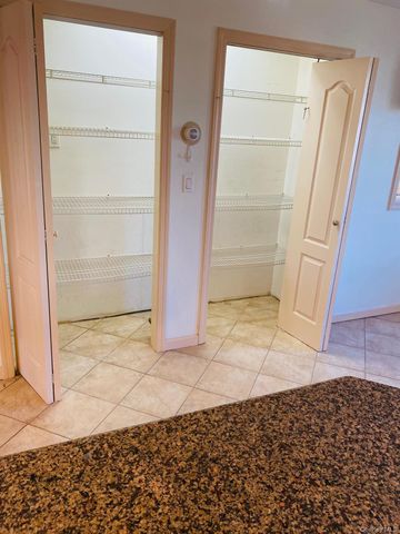 24 Cable Lane, Hicksville, NY 11801