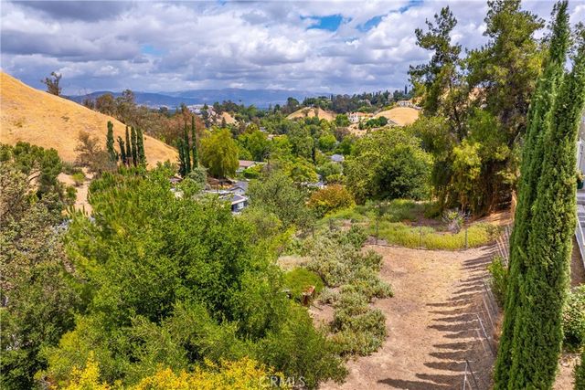 4776 Excelente Drive, Woodland Hills, CA 91364