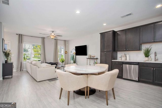 1961 James Red Moore Boulevard, Atlanta, GA 30318