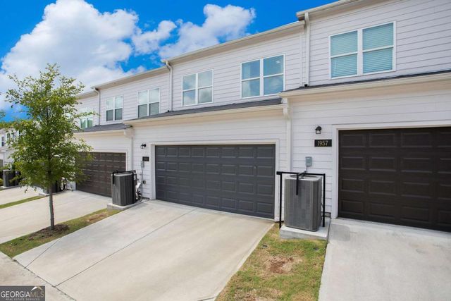 1961 James Red Moore Boulevard, Atlanta, GA 30318