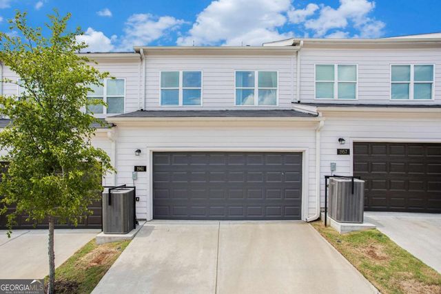 1961 James Red Moore Boulevard, Atlanta, GA 30318