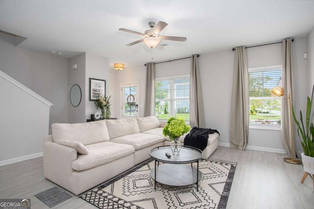 1961 James Red Moore Boulevard, Atlanta, GA 30318