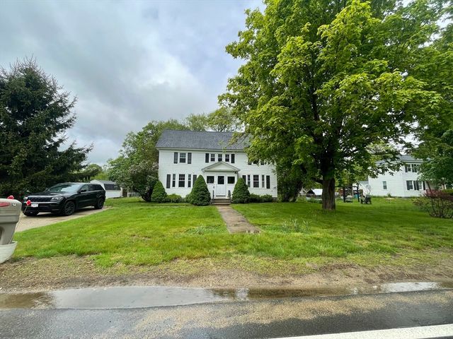 14 Wheelwright Rd, Barre, MA 01005