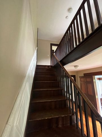 14 Wheelwright Rd, Barre, MA 01005