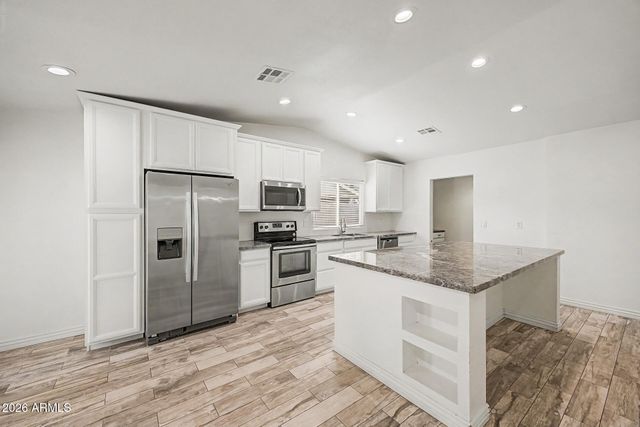 945 N CENTRAL Drive, Chandler, AZ 85224