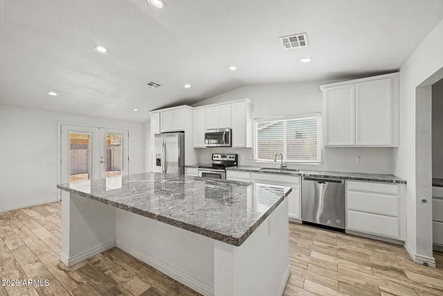 945 N CENTRAL Drive, Chandler, AZ 85224