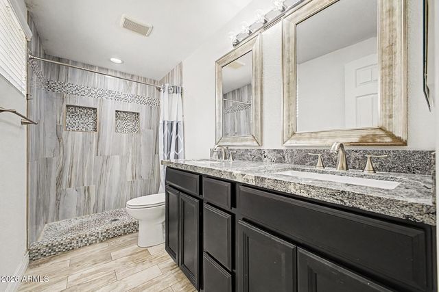 945 N CENTRAL Drive, Chandler, AZ 85224