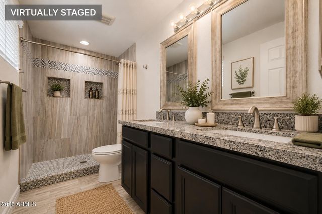 945 N CENTRAL Drive, Chandler, AZ 85224