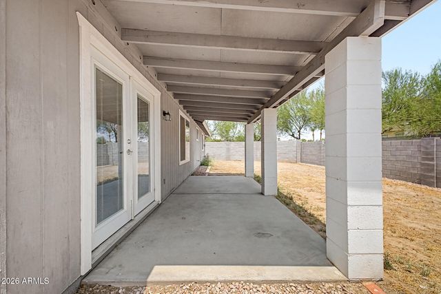 945 N CENTRAL Drive, Chandler, AZ 85224