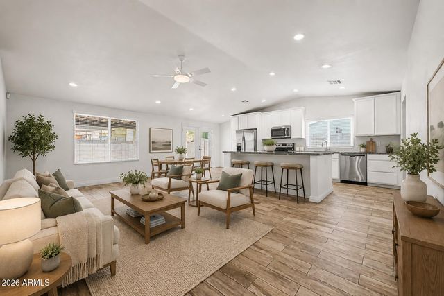 945 N CENTRAL Drive, Chandler, AZ 85224