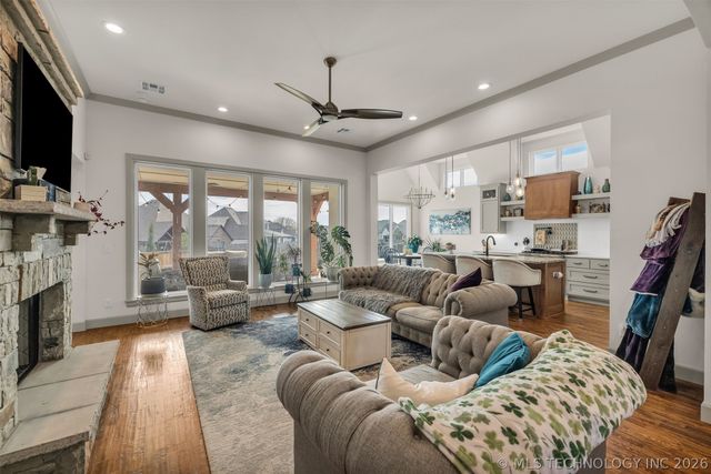 2894 E 142nd Court S, Bixby, OK 74008