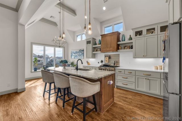 2894 E 142nd Court S, Bixby, OK 74008