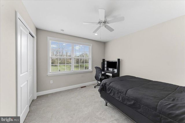 16 GREEN WAY DR, Doylestown, PA 18901