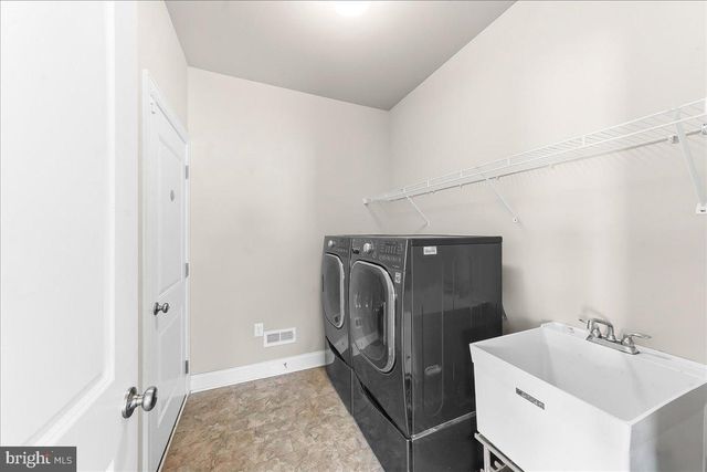 16 GREEN WAY DR, Doylestown, PA 18901