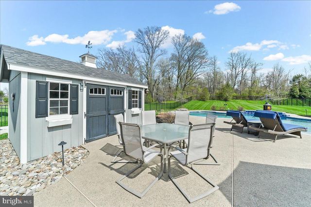 16 GREEN WAY DR, Doylestown, PA 18901