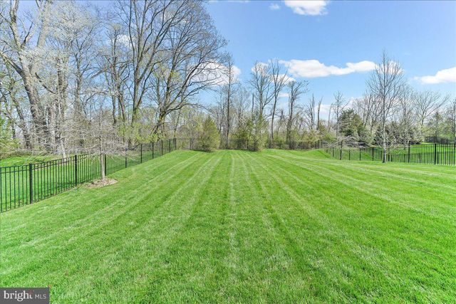 16 GREEN WAY DR, Doylestown, PA 18901