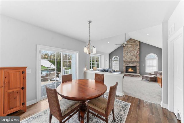 16 GREEN WAY DR, Doylestown, PA 18901