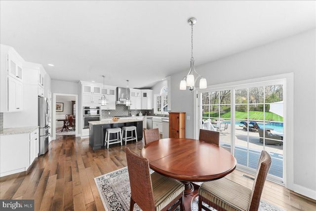 16 GREEN WAY DR, Doylestown, PA 18901