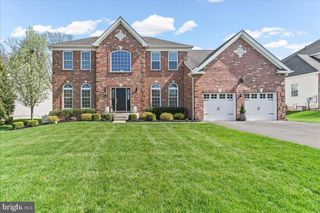16 GREEN WAY DR, Doylestown, PA 18901
