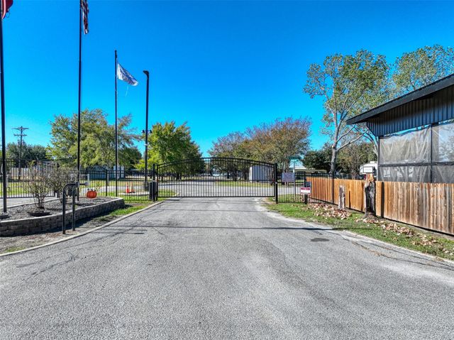 TBD Pelican Isle, Kerens, TX 75144