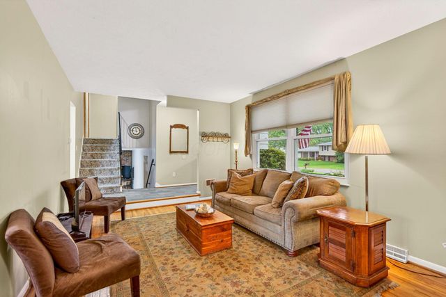 2428 Merbrook Road, Columbus, OH 43235