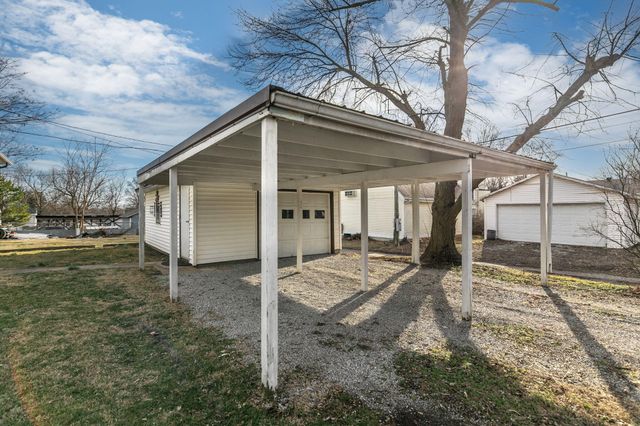 504 7th Street, Monett, MO 65708