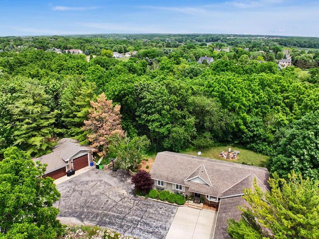 4935 Buena Park ROAD, Waterford, WI 53185