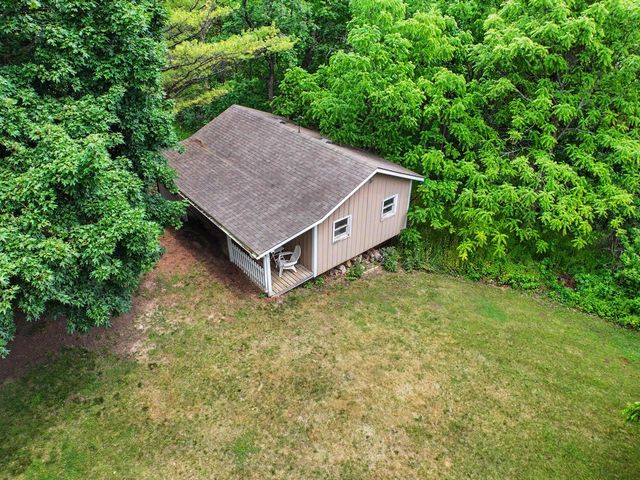 4935 Buena Park ROAD, Waterford, WI 53185