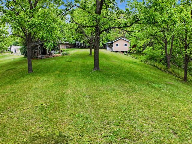 4935 Buena Park ROAD, Waterford, WI 53185