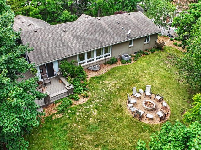 4935 Buena Park ROAD, Waterford, WI 53185