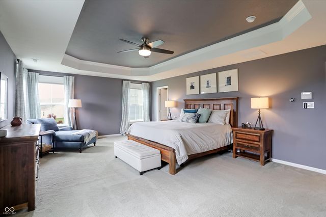 4401 Eaglecrest Place, Zionsville, IN 46077