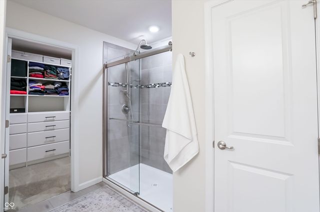 4401 Eaglecrest Place, Zionsville, IN 46077