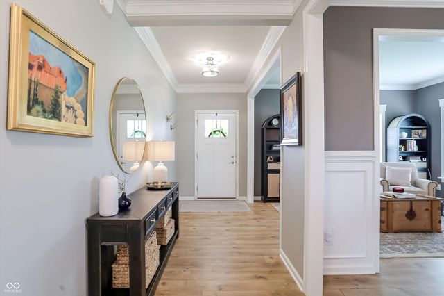 4401 Eaglecrest Place, Zionsville, IN 46077
