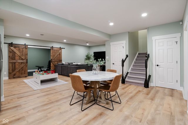 4401 Eaglecrest Place, Zionsville, IN 46077