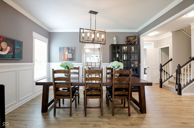 4401 Eaglecrest Place, Zionsville, IN 46077