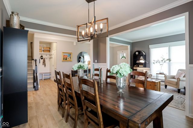 4401 Eaglecrest Place, Zionsville, IN 46077