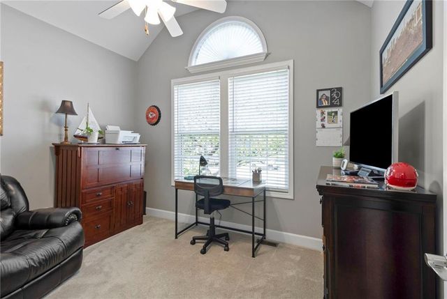 803 Cindy Lane, Raymore, MO 64083