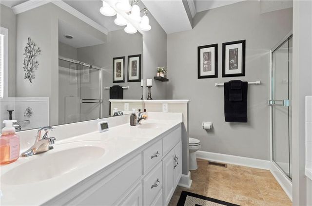 803 Cindy Lane, Raymore, MO 64083