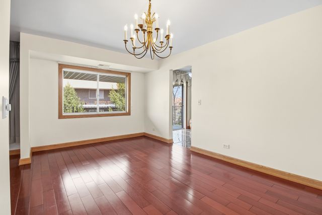 9529 Bronx Avenue 401, Skokie, IL 60077