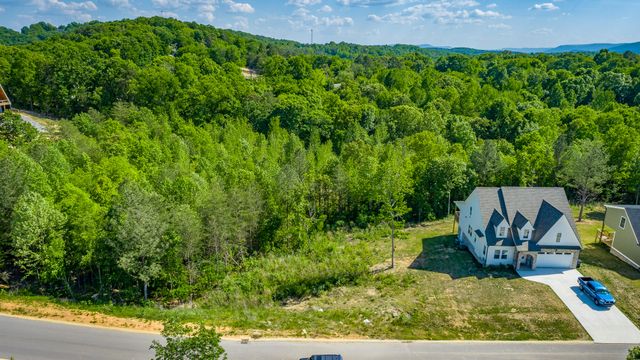 101 Cascade Drive, Rossville, GA 30741